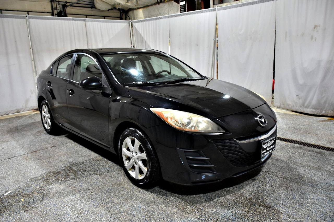 Used 2010 MAZDA MAZDA3 i Touring FWD image 3