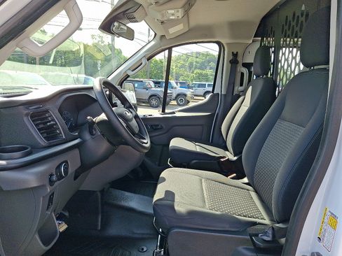 Used 2025 Ford Transit 250 Low Roof w/ Exterior Upgrade Package RWD image 13