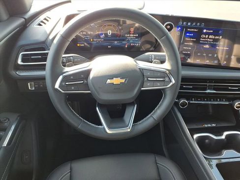New 2026 Chevrolet Traverse LT w/ Driver Confidence Package FWD image 25