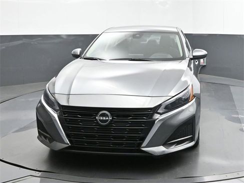 Certified 2023 Nissan Altima 2.5 SV image 30