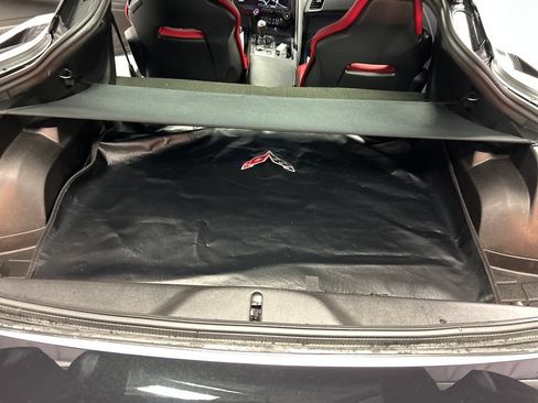 Used 2018 Chevrolet Corvette Stingray Coupe RWD image 21