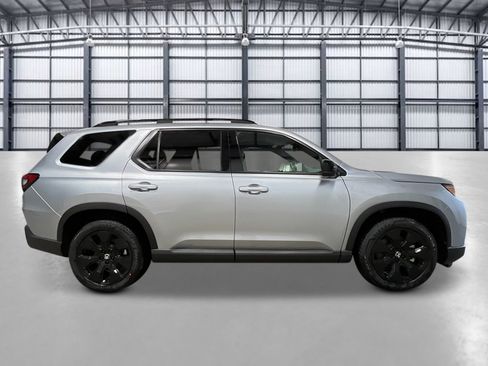 New 2026 Honda Pilot Black Edition image 8