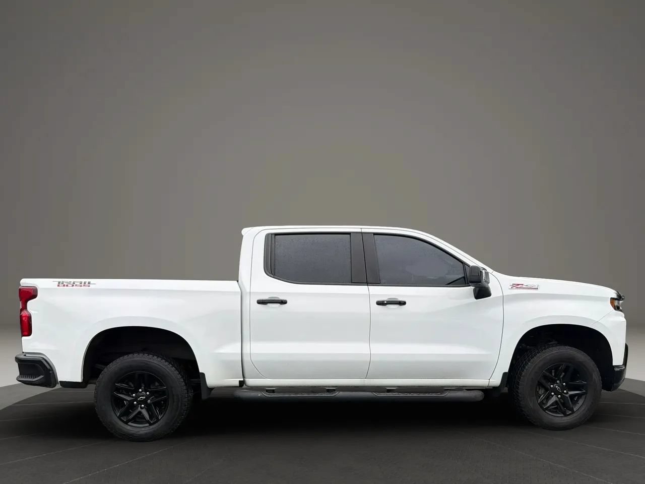 Used 2020 Chevrolet Silverado 1500 LT Trail Boss AWD/4WD image 4