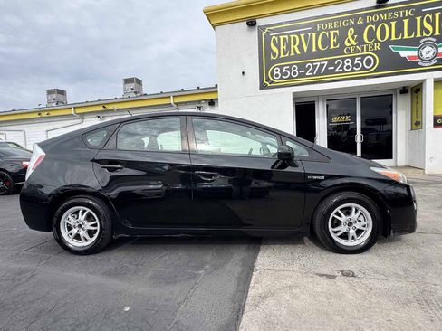 Used 2010 Toyota Prius FWD image 5