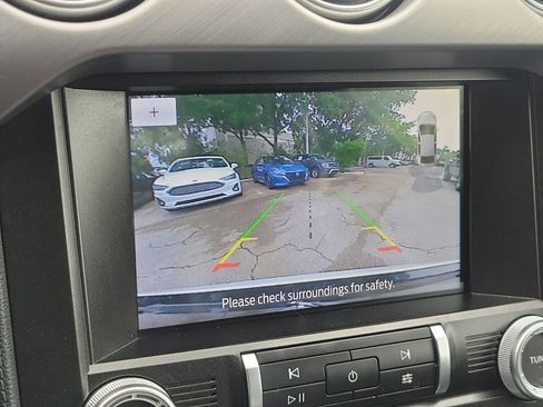 Used 2022 Ford Mustang Premium RWD image 29