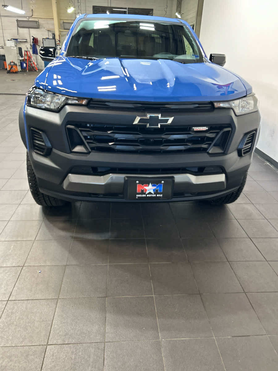 New 2026 Chevrolet Colorado Trail Boss AWD/4WD image 3