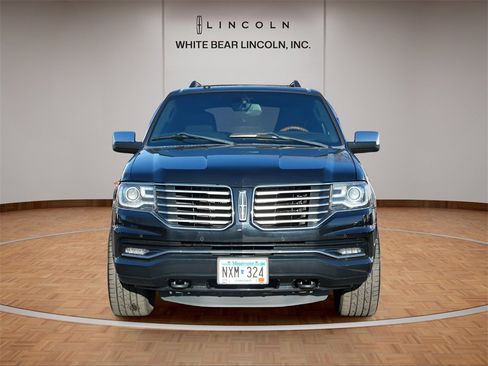 Used 2016 Lincoln Navigator Reserve image 2
