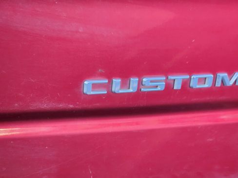 Used 2020 Chevrolet Silverado 1500 Custom w/ Custom Value Package image 12