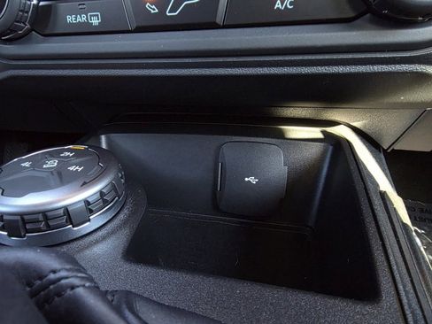 Used 2023 Ford Bronco 2-Door image 19