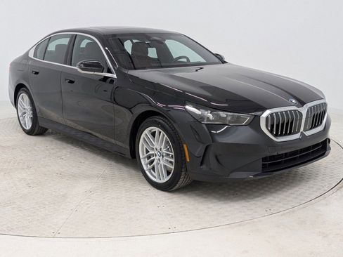 Used 2025 BMW 530i RWD image 7