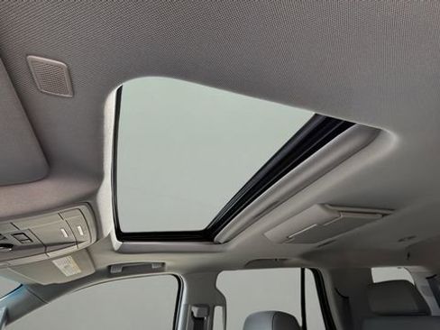 Used 2019 Chevrolet Tahoe LT image 19