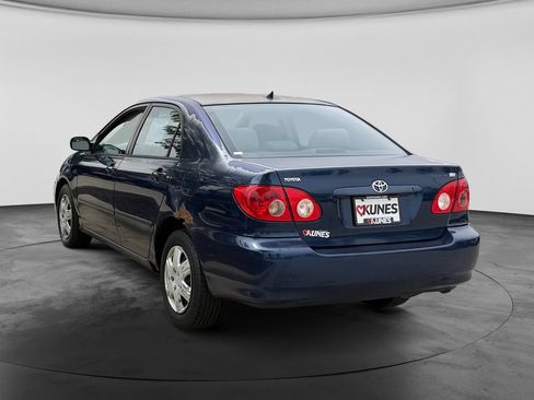 Used 2005 Toyota Corolla LE w/ Audio Value Pkg FWD image 7