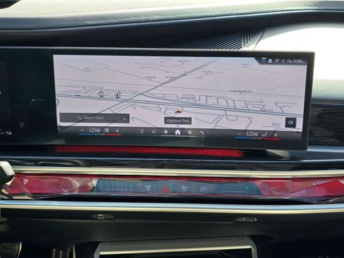 Used 2024 BMW 750e xDrive w/ Executive Package image 17