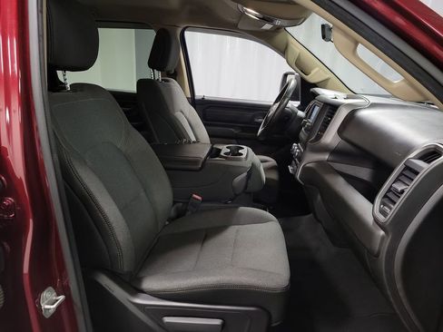 Used 2019 RAM 1500 Tradesman AWD/4WD image 24