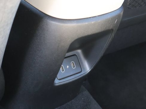 Used 2024 Hyundai Elantra Limited FWD image 34