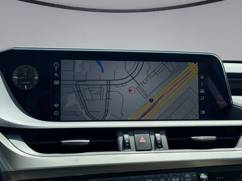 Used 2020 Lexus ES 350 w/ Premium Package FWD image 22