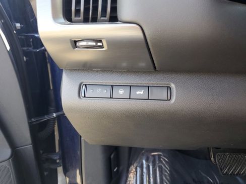 Used 2024 Nissan Pathfinder SL image 21