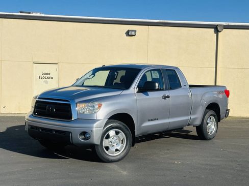 Used 2010 Toyota Tundra SR5 image 4