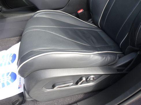 Used 2019 Acura RDX FWD w/ Advance Package image 9