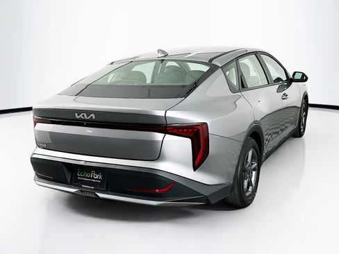 Used 2025 Kia K4 LXS image 9