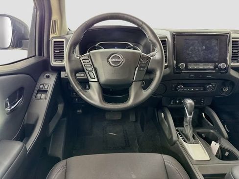 Used 2024 Nissan Frontier SV w/ SV Convenience Package RWD image 21