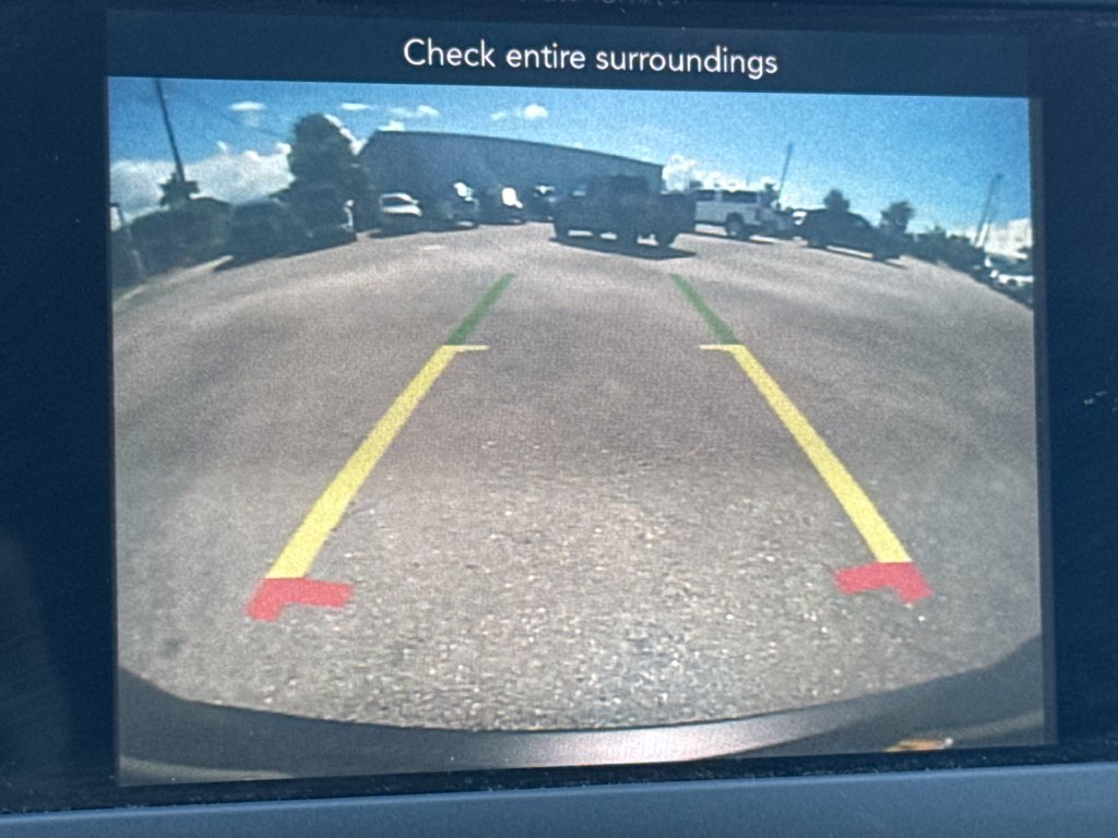 Used 2021 Chrysler Voyager Lxi FWD image 17