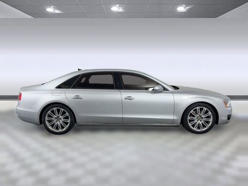 Used 2012 Audi A8 L 4.2 image 8