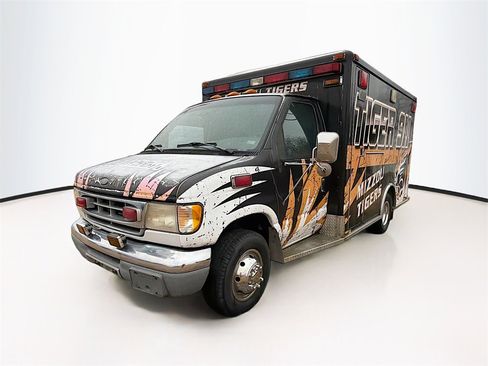 Used 1998 Ford E-350 and Econoline 350 image 2