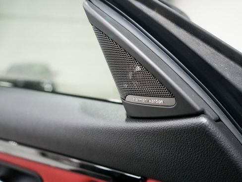 Used 2020 BMW M4 Coupe w/ Competition Package image 27