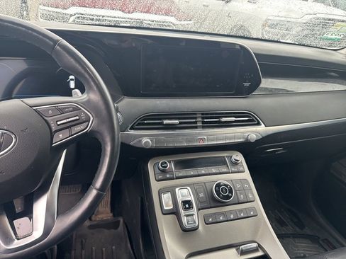 Used 2021 Hyundai Palisade Limited image 11