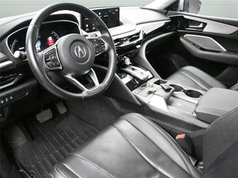 Certified 2023 Acura MDX SH-AWD w/ Technology Package image 2