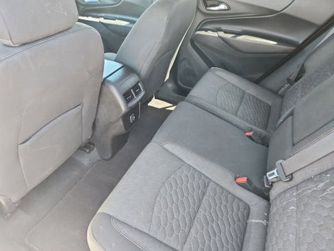 Used 2020 Chevrolet Equinox LT AWD/4WD image 13