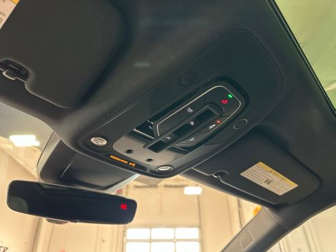 Used 2023 Audi Q8 Premium Plus w/ Premium Plus Package image 34