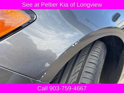 Used 2020 Ford Fusion SE FWD image 2