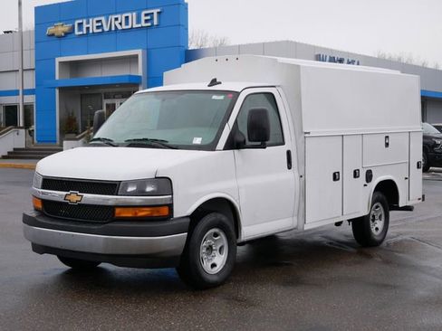 New 2025 Chevrolet Express 3500 w/ Power Convenience Package RWD image 2
