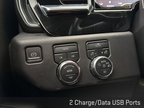 Used 2022 GMC Sierra 1500 Elevation image 44