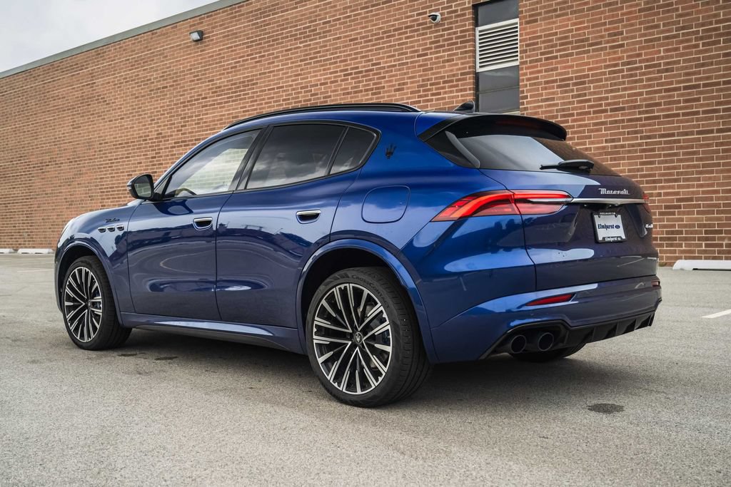 Used 2023 Maserati Grecale Modena AWD/4WD image 4