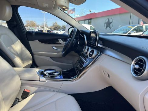 Used 2016 Mercedes-Benz C 300 Luxury image 33