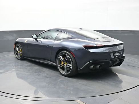 Used 2023 Ferrari Roma image 3
