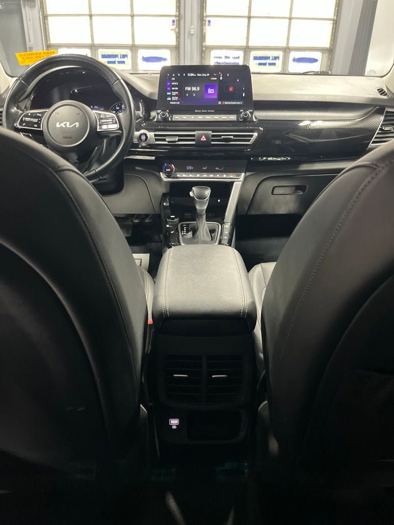 Used 2023 Kia Seltos EX AWD/4WD image 34