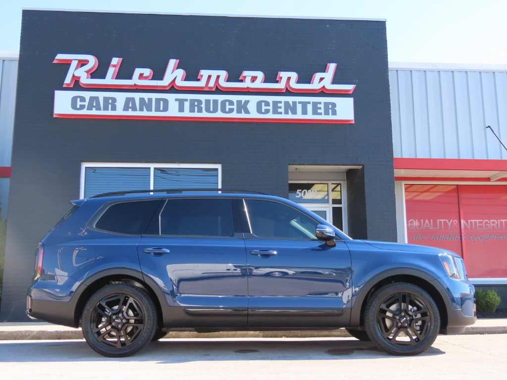 Used 2024 Kia Telluride SX X-Line AWD/4WD image 3