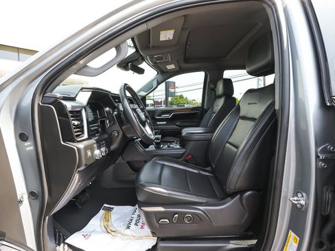 Used 2024 GMC Sierra 1500 Denali AWD/4WD image 31