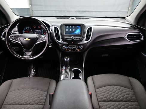 Used 2018 Chevrolet Equinox LT AWD/4WD image 17