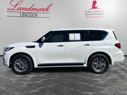 Used 2023 INFINITI QX80 Luxe w/ All-Season Package image 2