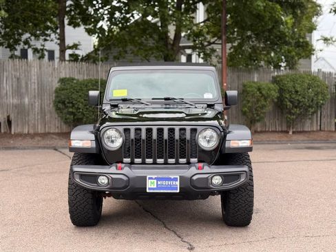 Used 2021 Jeep Gladiator Rubicon w/ Trailer Tow Package AWD/4WD image 9