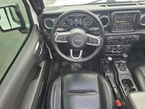 Used 2023 Jeep Wrangler Altitude image 4