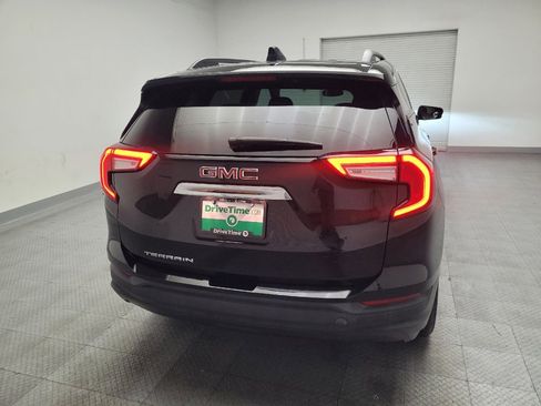 Used 2022 GMC Terrain SLE w/ Driver Convenience Package image 7