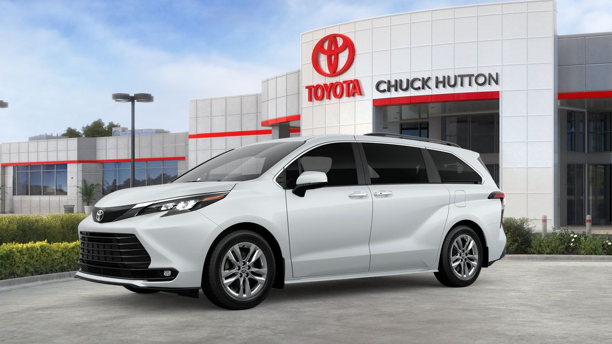 Certified 2026 Toyota Sienna XLE AWD/4WD image 38