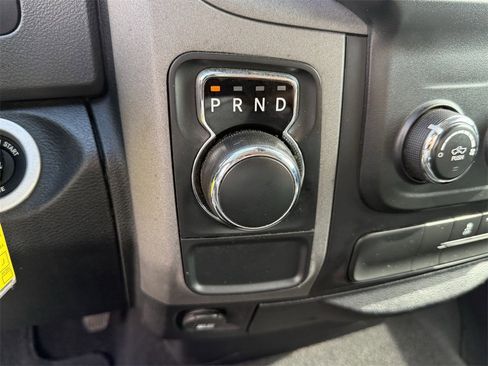 Used 2014 RAM 1500 Express image 20