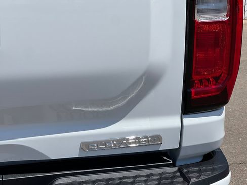 New 2025 GMC Canyon Elevation w/ Technology Package image 21